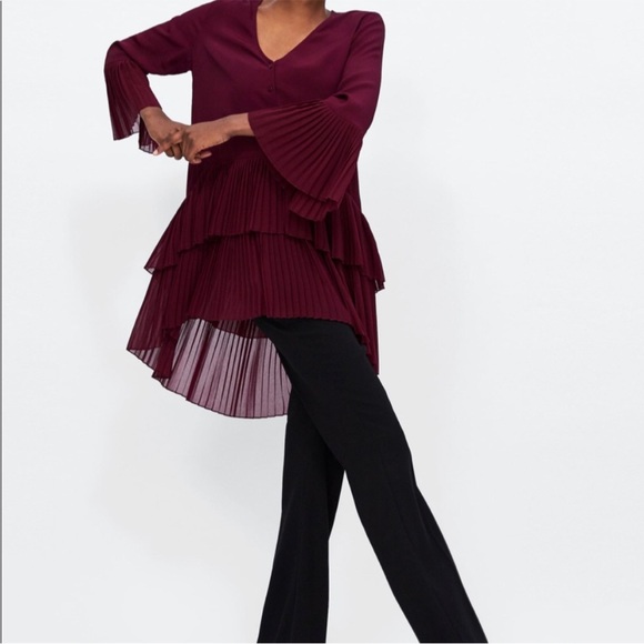 Zara mini pleated burgundy dress XS - Picture 3 of 4